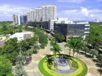 Condo in Mactan Newtown with Pool and Beach Access - Mountain view