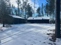 Private Log Cabin near Lake Arbutus and ATV trails - 3-Star