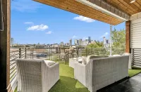 Modern/Luxury/Rooftop Deck/Downtown/Heated Pool/5BDRM - 프라이빗 풀