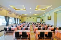 Riverstone Hotel & Cottage - 2-Star