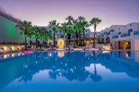 Kamari Beach Hotel - Bãi biển