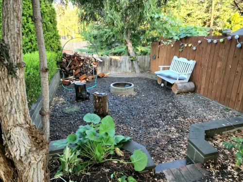 Cute private home in the heart of Yakima. Easy access to best city attractions.. - 3-نجوم