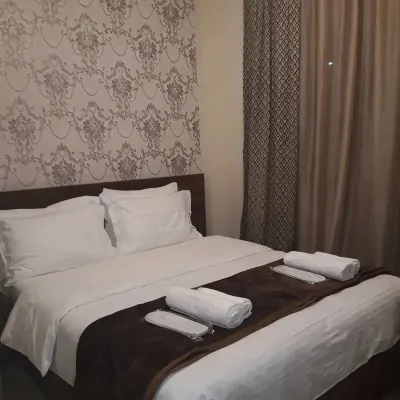 Hotel Iveria - Alojamientos