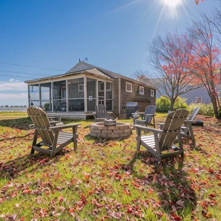 Salt Box by the Sea: Water View - Charming 3-bedroom Cottage in Wells!