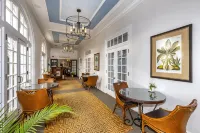 Peaceful Spa Villa Getaway - Hot Tub - 3 minutes to Mohegan Sun Casino - 3-Star