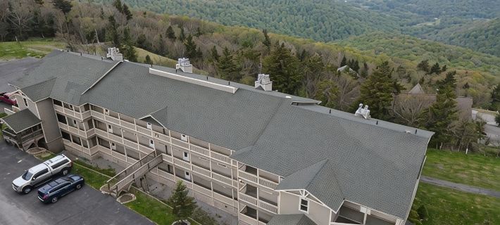 5 min walk to village and slopes! Peaceful 3 BR 2 Bath retreat Hotels in Edray