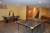 Bear Trail Lodge  - Potter County Vacation Home - Wifi