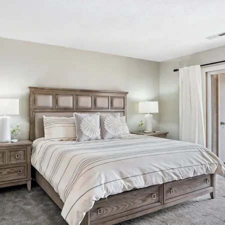 Top-Floor Condo with Pools, Water Slides, Hot Tub!