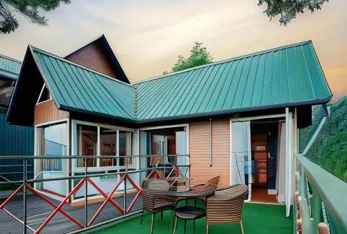 Mount Stratus Resort - Swimmingpools