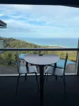 Chris's Beacon Point Restaurant & Villas - Mountain view