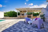 Malìa Holiday Villa - Villas