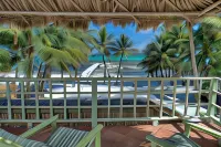 Caye Casa - 2 ดาว