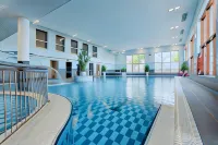 McWilliam Park Hotel - مسبح
