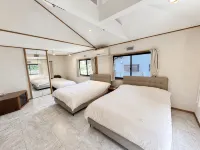 Atami Ajiro Private Villa | Sleeps 15 | Terrace BBQ | Parking x4 | 15-min Walk to Sea - مطابخ