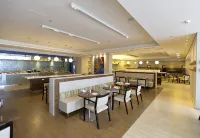 Bugan Recife Boa Viagem Hotel - by Atlantica - breakfast
