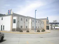 Motel 6 Kearney, NE