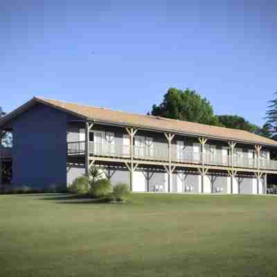 La Petite Couronne, Ecolodge & Lofts Hotel Exterior