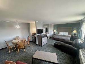 Countryside Inn & Suites Omaha East-Council Bluffs IA