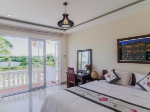 The Moon River Homestay & Villa Hội An