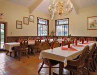 Merced Inn & Suites