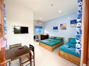 Blue Summer Suites