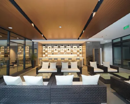 โรงแรมเบย์ไพรม โรงแรมในปารานาคิว