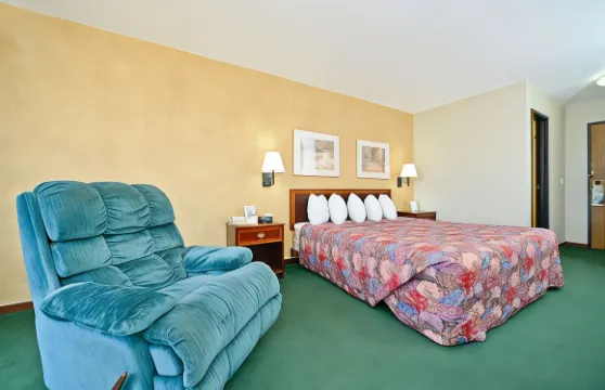 奧扎克斯普林菲爾德戴斯酒店