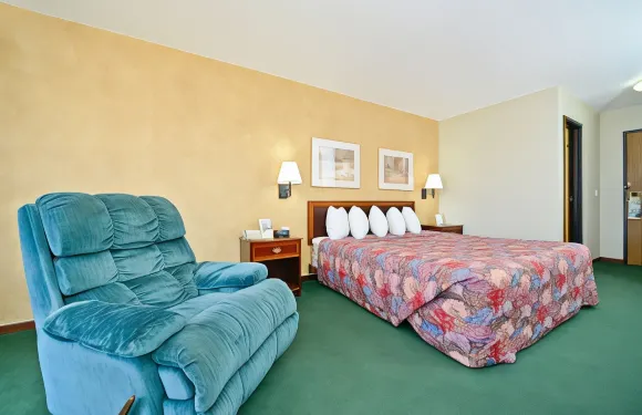 奧扎克斯普林菲爾德戴斯酒店