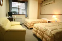 Hotel Sunplaza Tsugaike Hotels in Otari