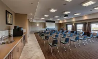 Canalta Lac la Biche Hotels in Lac La Biche