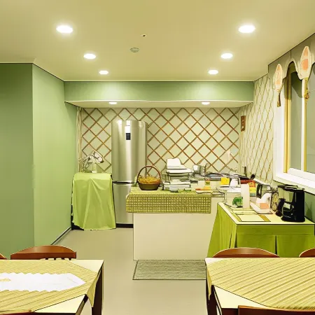Casa Mini Hotel Отели рядом с достопримечательностью «Станция Singyeongju»