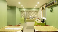 Casa Mini Hotel - parking
