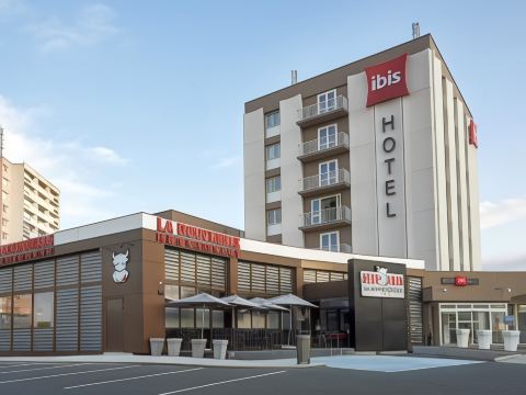 Ibis Cholet