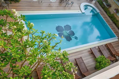 White Boutique Hotel and Spa Hotels in Wua Lai