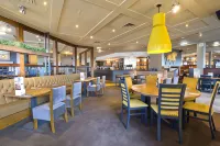 Premier Inn Livingston (M8, Jct3) Hotels in Bathgate