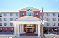 Holiday Inn Express & Suites Biloxi- Ocean Springs Hôtels à : Ocean Springs