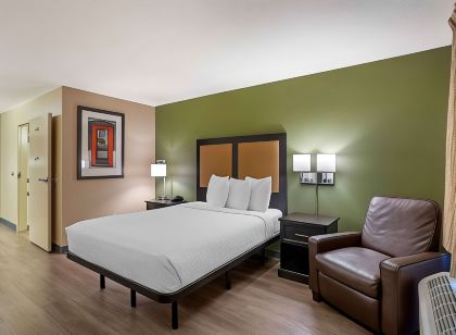 Extended Stay America Select Suites - Springfield - South