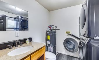 Olympic Peninsula Vacation Rental 1 Mi to Water