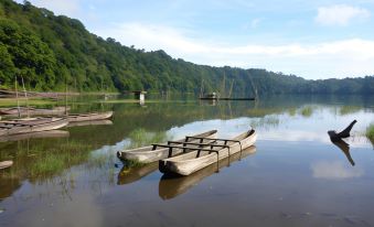 Gunung Paradis Retreat