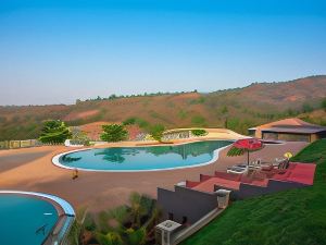 Urmilaa Green County Resort 35 KM from Kolhapur