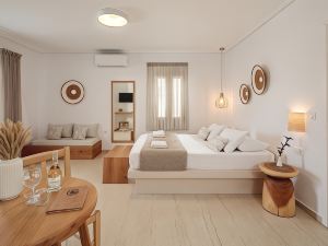 Proteas Hotel & Suites