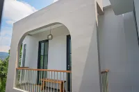 Rumansa Villa Batu Hotels in Bumiaji