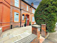46 Ashfield Rd, Altrincham Hotels in Hale Barns