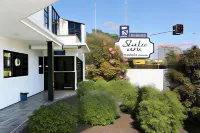 Shadzz Motel Hotele w: Palmerston North