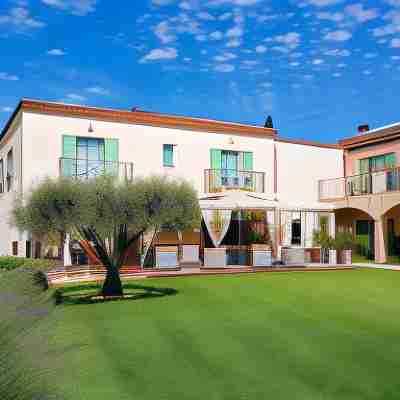 Le Clos de Pradines - Hôtel - Uzès, Gard Hotel Exterior