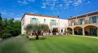 Le Clos de Pradines - Hôtel - Uzès, Gard Hôtels à : Saint-Quentin-la-Poterie