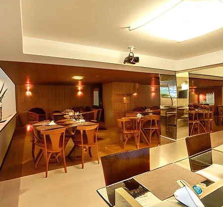 Vip Hotel