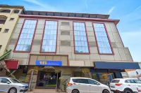 Fabhotel Maharaja酒店 鄰近莫爾穆岡港的酒店