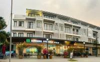 Blue Sea Hue Hotel