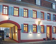 Landhotel Zum Schwanen Mit Restaurant Mona Liza Hôtels à : Guntersblum